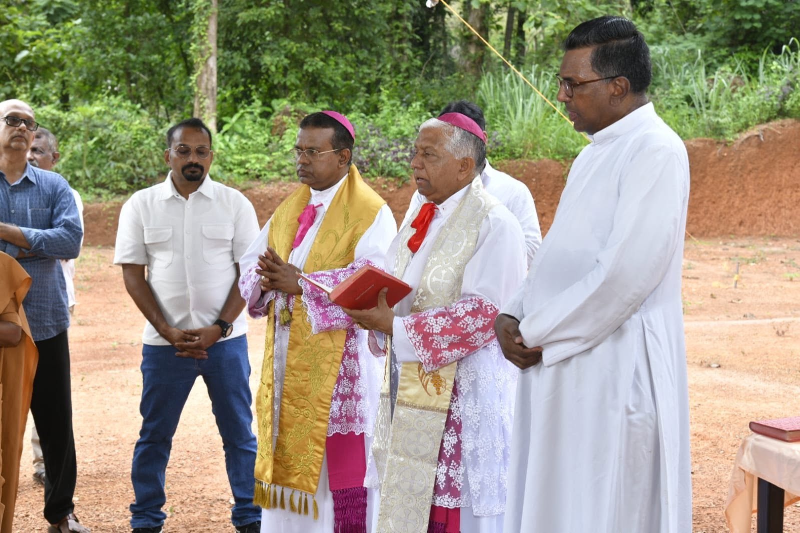 തറക്കല്ലിടൽ കർമ്മം
